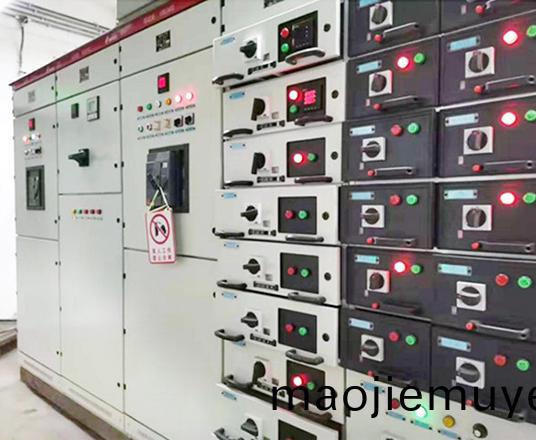 MNS型低壓抽齣式開關櫃